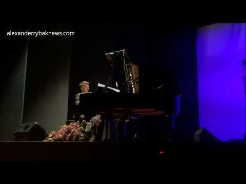 Stefan Ibsen Zlatanos playing "Til Julie" by Alexander Rybak, Alfaz del Pi, Spain, 28.10.2017