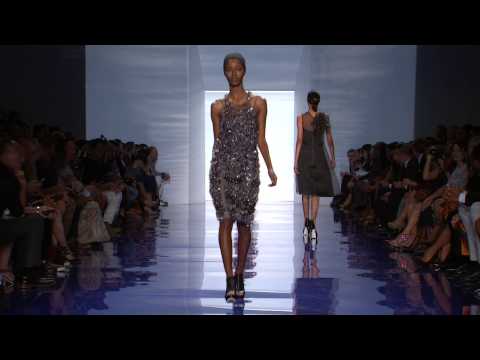 Vera Wang Spring Summer 2014 Ready-to-Wear Runway Show | NYFW