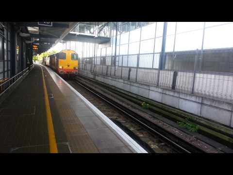 20302 + 37601 arrive & Thrash out of Ashford International on 6M95 7/5/14