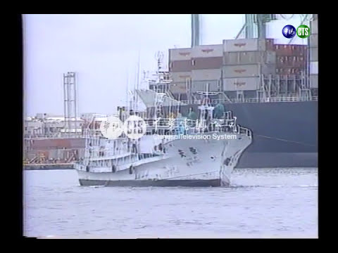 農委會榮安號出海蒐證漁船違規捕撈作業