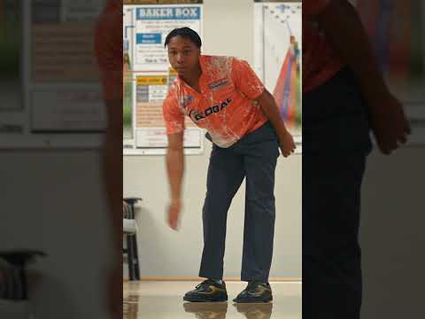 Mark Baker discusses 2 hand bowlers and how to coach them. #bowling #bowl #pba #coaching #bowler