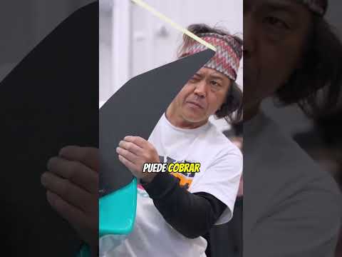 Un hombre convierte Porsche en obras de arte unicas usando solo unaamoladora y sus propias manos.