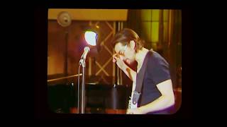 Arctic Monkeys - One Point Perspective (Live at Maida Vale Studios)