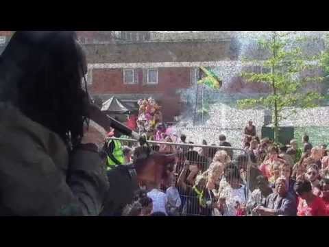 Da Fuchaman - Rubbadub - Official Video - Reggae Livication Records