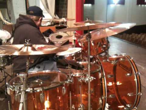John Bonham Vistalite drum kit cheycliffy test 2.MOV