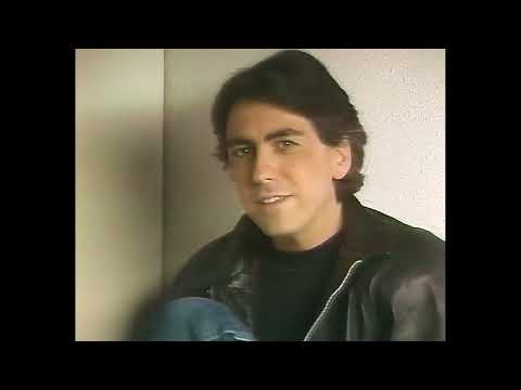 Alain Chamfort - Géant (Clip Officiel) (Remastered HQ)