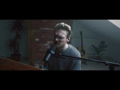 MaJLo - Blue (Acoustic Cover)