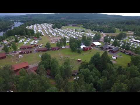 Ransäter 2016 sett fra luften - Värmlandsvisan spilles av Håvard Svendsrud