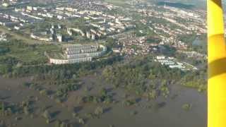 preview picture of video '6-6-2013 Überflutete Ortsteile von Kollenbey, Planena, Rattmansdorf, Hohenweiden, Röpzig [HD]'