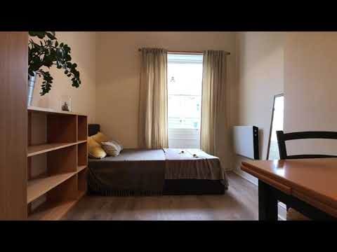 SELF-CONTAINED STUDIO FLAT WITH CARETAKER IN LANCASTER GATE, LONDON
