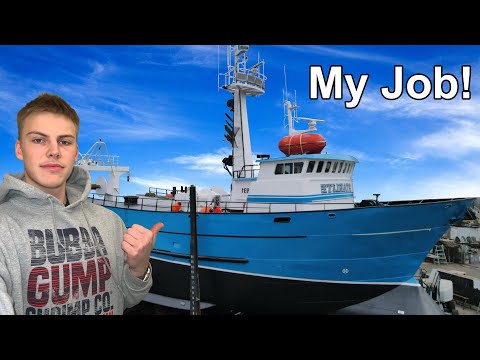 Commercial Fishing Boat Tour! (What living on a boat looks like)
