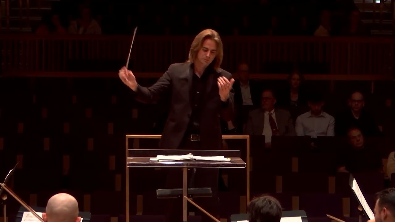 Wolfgang A. Mozart - Eine kleine Nachtmusik (Serenade No. 13 in G Major), K. 525