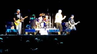 Guided By Voices - Doughnut For A Snowman (Live at DeLuna Fest 2012)