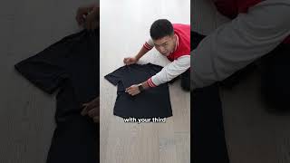 Download lagu How to Fold a Shirt in 1 Second! mp3 Download lagu How to Fold a Shirt in 1 Second! mp3
