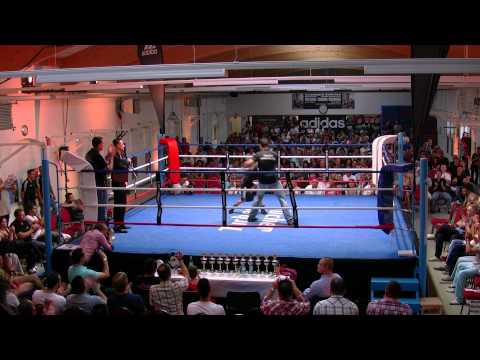 Mega Fight Event im Alex Sportcentrum Pratzen Show