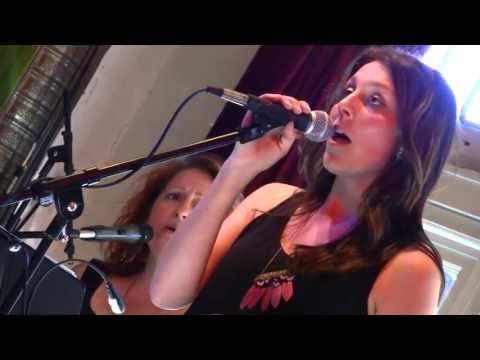 Annie Bany Band: Gold Dust Woman (Fleetwood Mac cover)