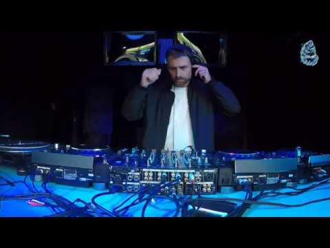 The Blue Oyster: Pitti Schmitti / 16.05 / 19 - 20