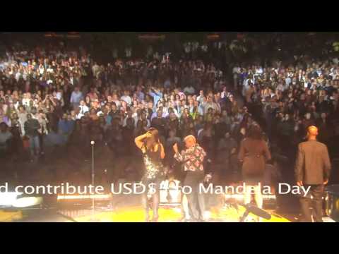 Alicia Keys and Angelique Kidjo perform "Afrika" at Mandela Day 2009 from Radio City Music Hall