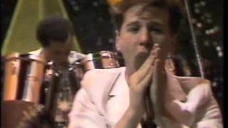 Simple minds Upon the catwalk