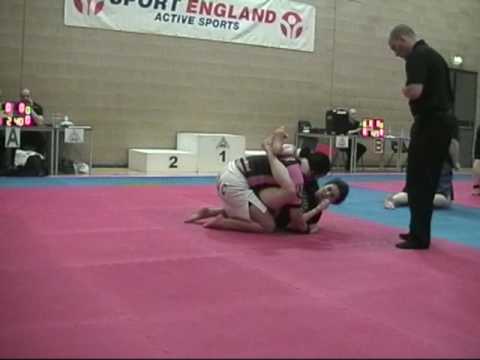 Caz "Ghost Owl" Grayson (Leicester Shootfighters) Fight 1 UMA 2010 NoGi Groundfighting Championships