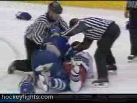 Colton Orr vs Wade Belak