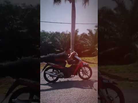 aiman tino ku sesat dalam rindu