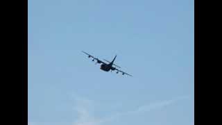 preview picture of video 'Fairchild C-123 Provider Thunder Pig flyby'