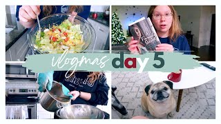 VLOGMAS DAY 5 | cleaning the house, surprise bookmail +making my favorite salad