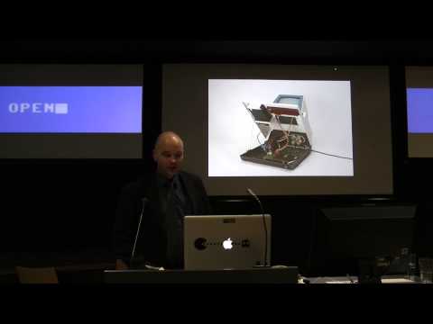 SHIFT - RESTORE - ESCAPE. Die Aufhebung des Retrocomputing in der Medienarchäologie