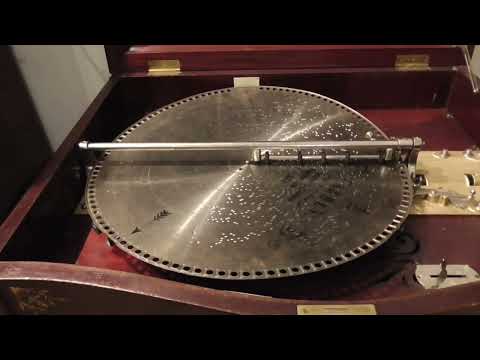 1902 Regina Music Box Double Comb