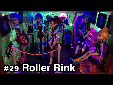 UPDATE! ROLLER MAZE RINK Monster High Doll House Room Tour #29/50+ Roller Maze & Wheel Love Dolls