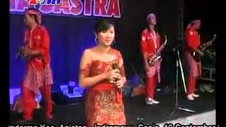 Download lagu KARMA NING DUNYA   AYU ARISKA   YouTube Indra jaya Dok Buzz III mp3