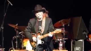 Merle Haggard - Swinging Doors (Houston 04.01.14) HD