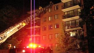 preview picture of video 'Fire at 10250 Avenue de Bois de Boulogne, Montréal Part 1'