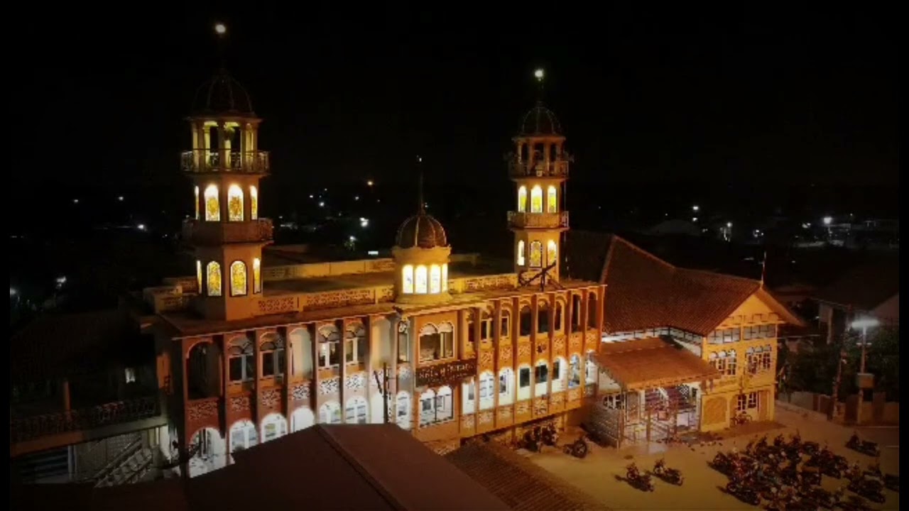 Nurul Yamal Mosque