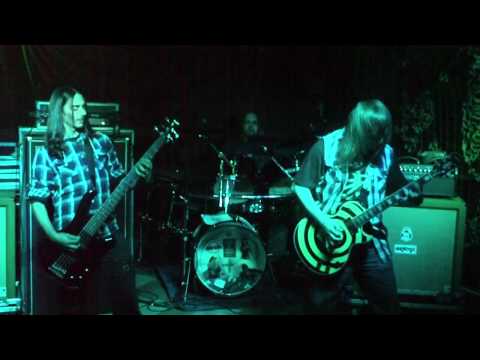Seven Towers - Grim Luck (Live) @ The Alma 14/05/11