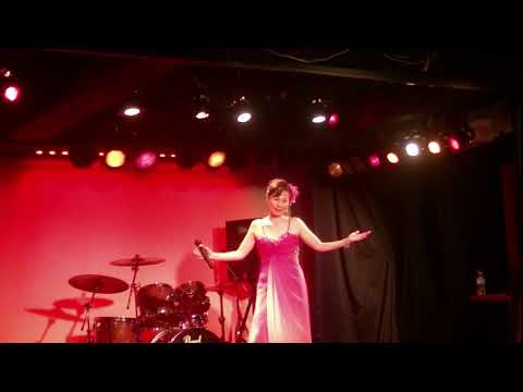 Koreana JoJo singing "Meoto shunju" コリアナＪＯＪＯが歌う「夫婦春秋」 #followme #likeforlike #girls