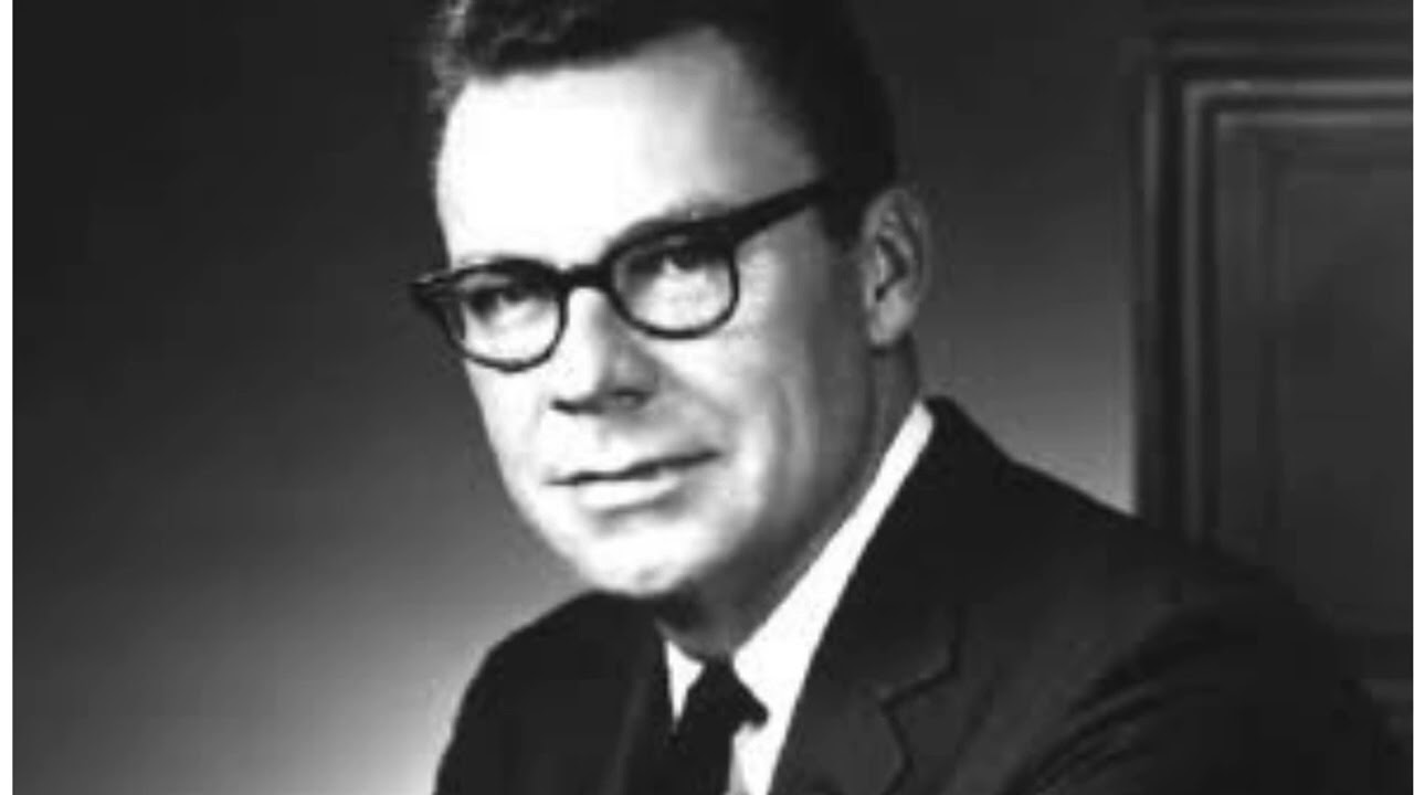 EARL NIGHTINGALE - ATTITUDE IS EVERYTHING