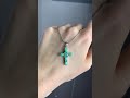 Серебряный крестик с изумрудом 2.525ct