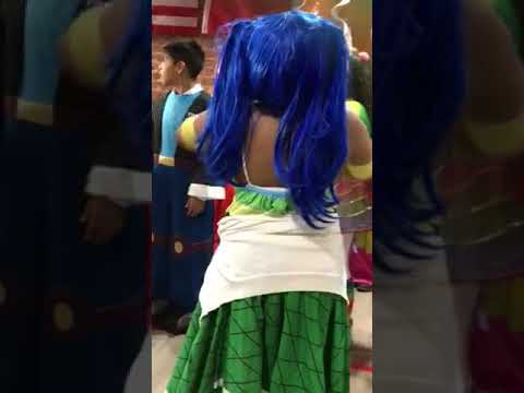 Hot Potato Game at a Halloween Party (10.31.2017)