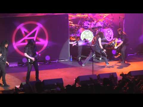 Anthrax - A Skeleton in the Closet - Santiago, Chile - 10/05/2013 - Teatro Caupolican