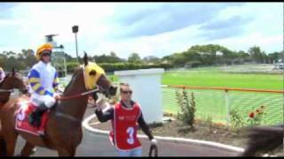 preview picture of video 'Mimiki Race Day 2010'