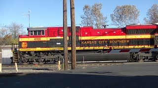 preview picture of video 'Kansas City Southern Southern Belles cross Bergen Turnpike'