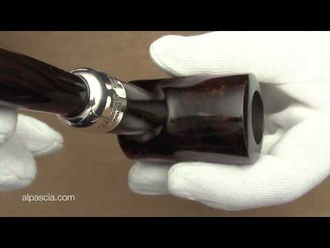 pipa Peterson 1063 - pipe smoking