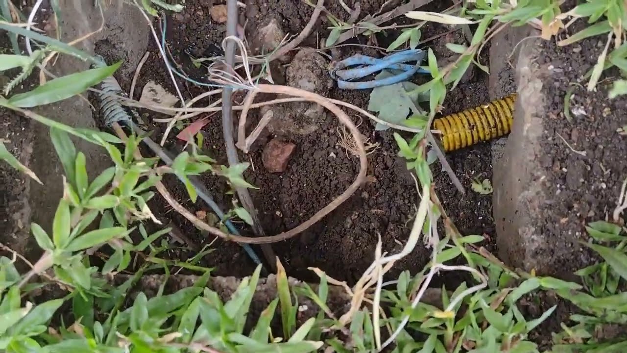 VEJA PORQUE NÃO INSTALAR OS CABOS E INFRAESTRUTURA ASSIM, A FATURA VEM DEPOIS.