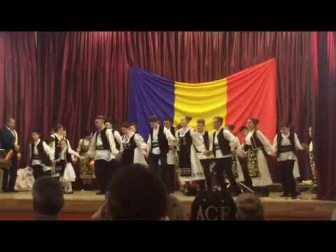 Ansamblul Muresana al Parohiei Ortodoxe Mandruloc , Vladimirescu , Spectacol de 1 Decembrie