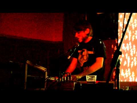 Fertilizer - seq LIVE @ Mighty Bar Velbloud 24.1.2011