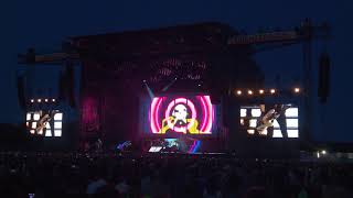 Guns N&#39; Roses - Intro You Can&#39;t Put Your Arms Around a Memory/Attitude - Firenze Rocks - 15-06-2018