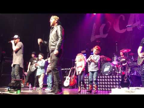 LOCASH with Max and Brody singing 