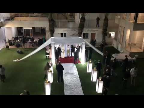 חתונה בצל נגיף הקורונה | לא אחד מבחורי ישיבת שדרות שיתן לקורונה לעצור את חתונתו